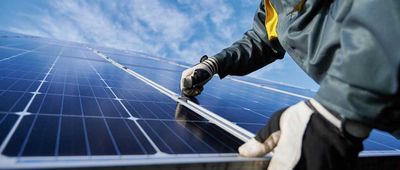 Dachdecker und Elektriker wollen Photovoltaik-Boom meistern